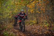 Veel mountainbikers aan De Veen