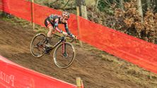 Beresterke Wout Van Aert zegeviert
