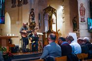 Sfeervolle vredeswake in Sint-Vincentiuskerk