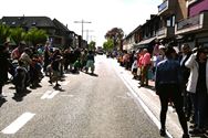 Massa daagt op voor stoet van De Slamridders