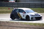 BMW domineert uithoudingsrace