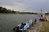 Oefenraces tussen de vrachtboten