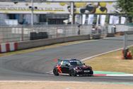 Duizenden mini's overspoelen Circuit Zolder