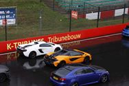Veel mooie wagens op 't circuit