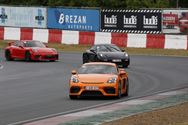 Veel mooie wagens op 't circuit