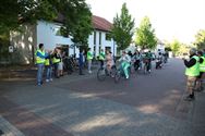 Fietsers werden onthaald op applaus