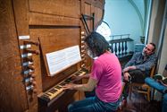 Eversel luistert met trots naar zijn orgel