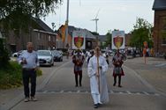 Sacramentsprocessie blijft bindmiddel in Viversel