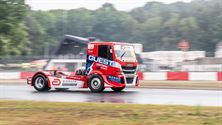 Regen maakt truckraces nog moeilijker