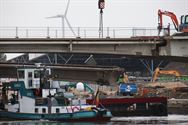 De brug van Viversel kraakt