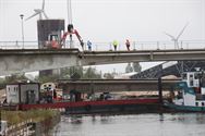 De brug van Viversel kraakt
