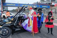 Sint en pieten houden ook van racewagens