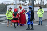 Sint en pieten houden ook van racewagens