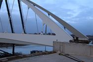 Verplaatsing brug was een delicate klus