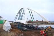 Verplaatsing brug was een delicate klus