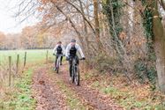 500 mountainbikers trotseren de koude