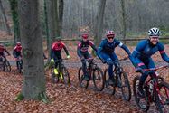 500 mountainbikers trotseren de koude