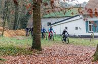 500 mountainbikers trotseren de koude