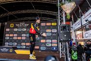 Van Aert wint na topduel met van der Poel