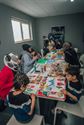 Kleurrijke kinderkunst met veel emoties
