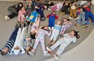 Ook veel pyjama's in De Leerplaneet