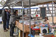 't Was nog te koud voor een boeken- en platenmarkt