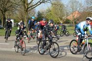 135 fietsers op de weg voor Kom Op Tegen Kanker