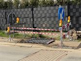 Bromfietser valt in onzichtbare put in fietspad