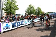 Duizenden fietsers krijgen een warme ontvangst