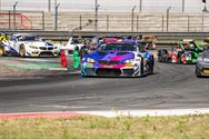 Thomas Piessens wint eerste Supercar race