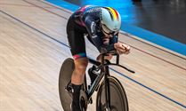 Tuur Dens pakt twee baantitels in velodroom