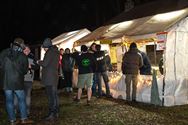 Kerstboomverbranding werd een gezellig evenement