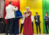 Prinses Linda en adjudant Mathiz aan de macht