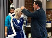 Prinses Linda en adjudant Mathiz aan de macht