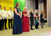 Prinses Linda en adjudant Mathiz aan de macht