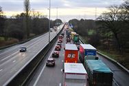 Volledige blokkade, iedereen van snelweg geleid