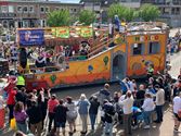 Massa volk voor 43ste stoet van De Slamridders