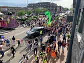 Massa volk voor 43ste stoet van De Slamridders