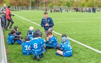 Jonge rugbyspelers leveren vinnige strijd