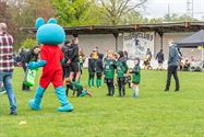 Jonge rugbyspelers leveren vinnige strijd