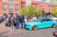 Massa tuning cars op het Marktplein