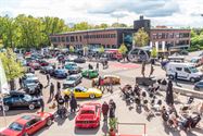 Massa tuning cars op het Marktplein