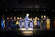 Massa volk op showavond voor Sint-Barbara