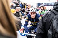 Thibau Nys rijdt solo naar de Belgische titel