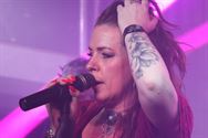 Stage Revolver vuurt rock op het publiek af