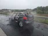 Auto volledig uitgebrand op E 314 in Viversel