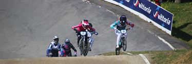 Veel toeschouwers en veel sfeer op eerste dag BMX