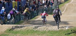 Veel toeschouwers en veel sfeer op eerste dag BMX