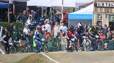 Veel toeschouwers en veel sfeer op eerste dag BMX