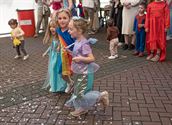 Kinderen genieten ten volle van carnavalsfeest